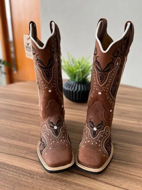 Texana Alice - Couro Horse Nescau/Bordado Tribal Preto - Imagem 2