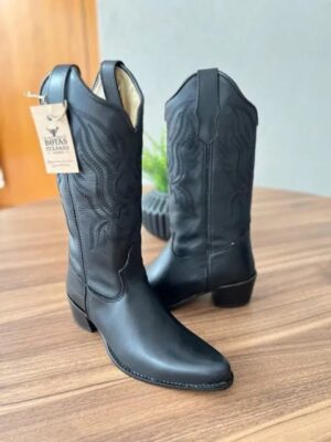 Texana Jhenifer Bico Fino - Couro Látego Preto/Ramos All-Black