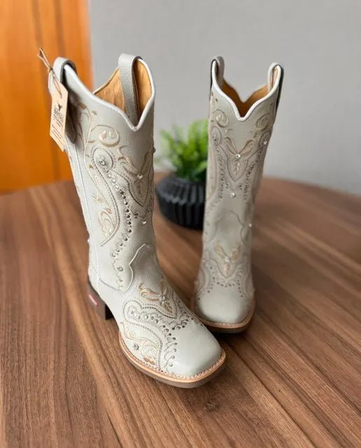 Texana Alice - Couro Off-White/Bordado Tribal Bege/Metais - Imagem 3