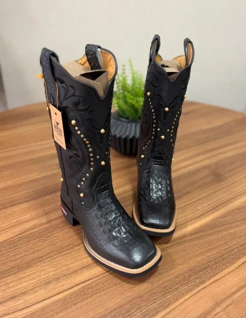 Texana Alice - Couro Látego Preto e Jacaré/Bordado Tribal Preto e Metais Dourados - Imagem 2